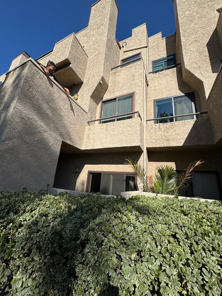 North Oaks HOA buildings with new roofing